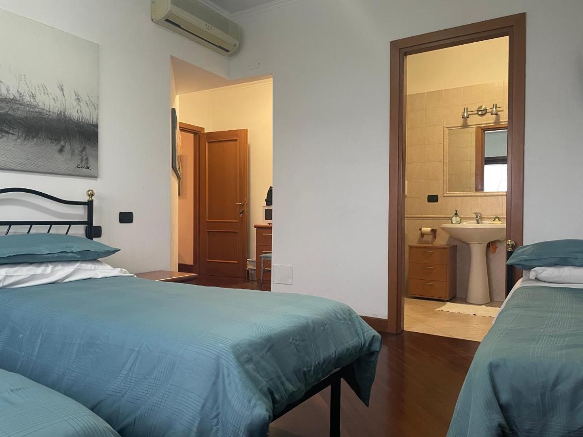 Bb Nuova Fiera Di Roma Bed & Breakfast Fiumicino Dış mekan fotoğraf